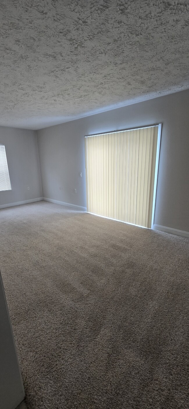 Building Photo - 6026 E Fieldstone Hills Dr