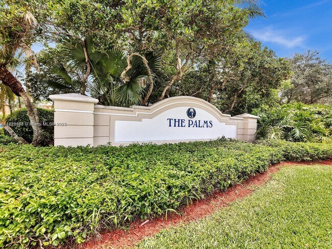 Building Photo - 858 NW 170th Terrace