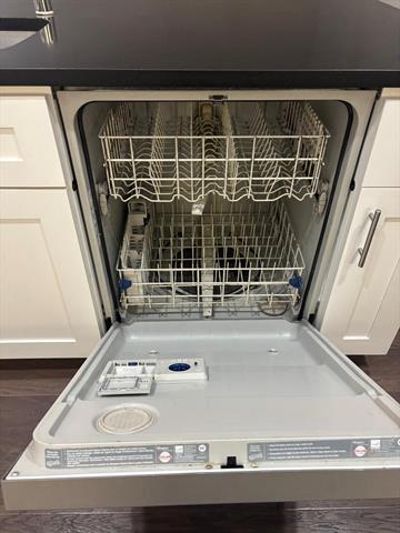 Building Photo - 6142 Rainbow Valley Pl