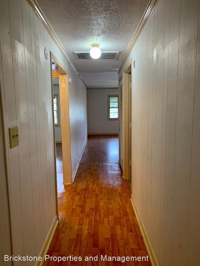 Building Photo - 3 br, 1 bath House - 1409 Bay Street
