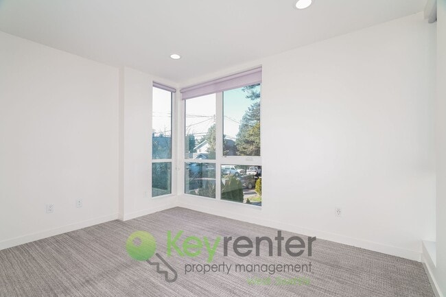 Building Photo - Live the Alki Lifestyle with Park and Beach at Your Door