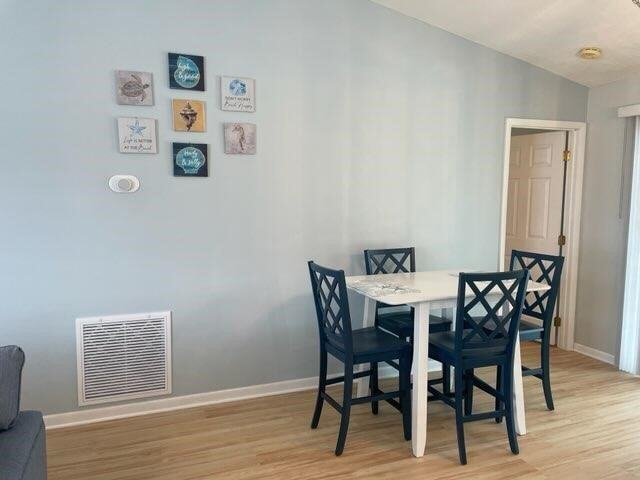 Building Photo - 1080 Seamist Ln