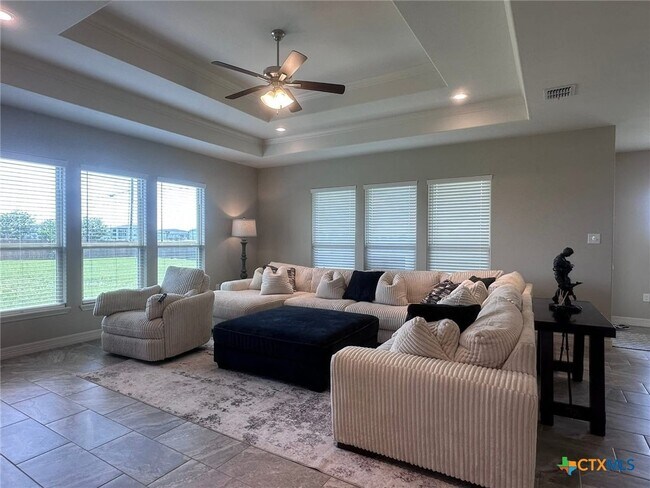 Building Photo - 224 Alysheba Dr