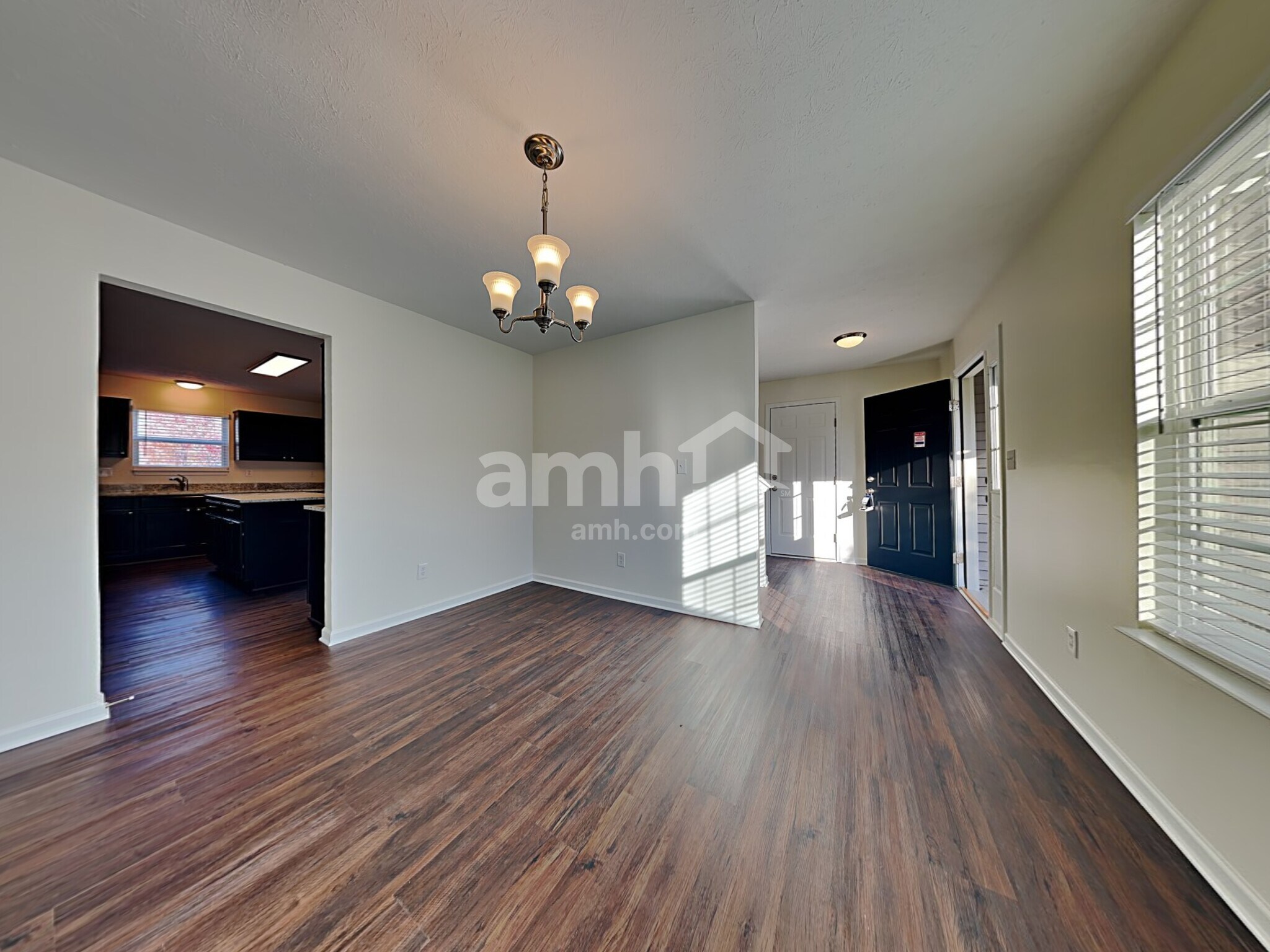 Building Photo - 906 Northwich Ave