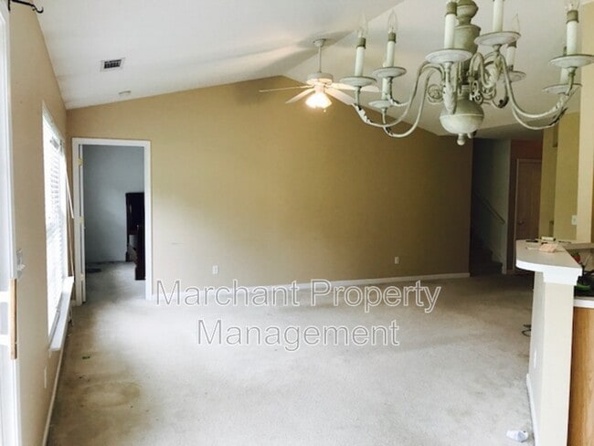 Building Photo - 776 Waterbrook Ln