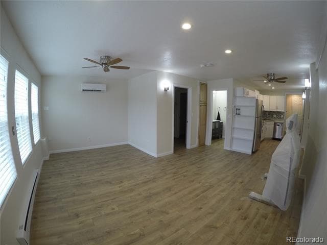 Building Photo - 2605 W Pikes Peak Ave