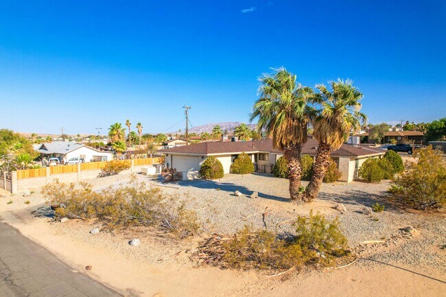 Building Photo - COMING SOON! Must See 4 bedroom 2 bath Home