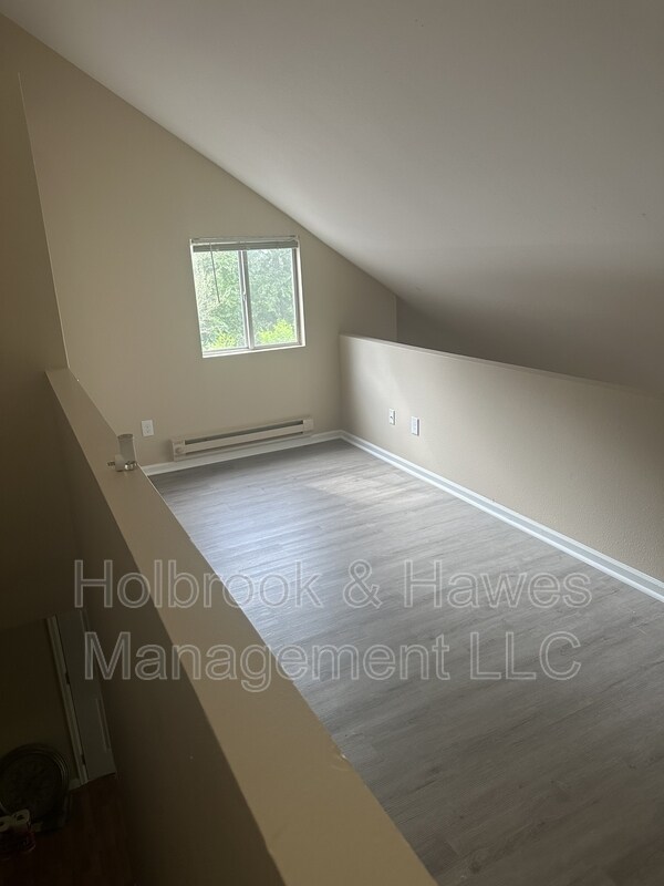Building Photo - 4531 Boardwalk Dr