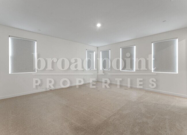 Building Photo - 27941 Silo Ln