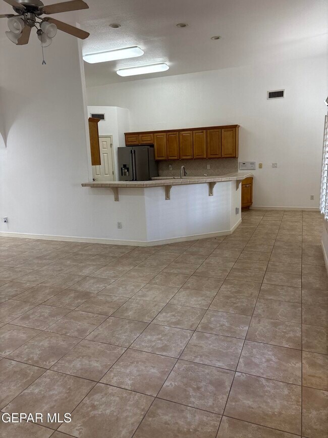 Building Photo - 717 Cinnamon Teal Cir