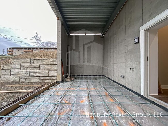 Building Photo - 1819 Chessland St