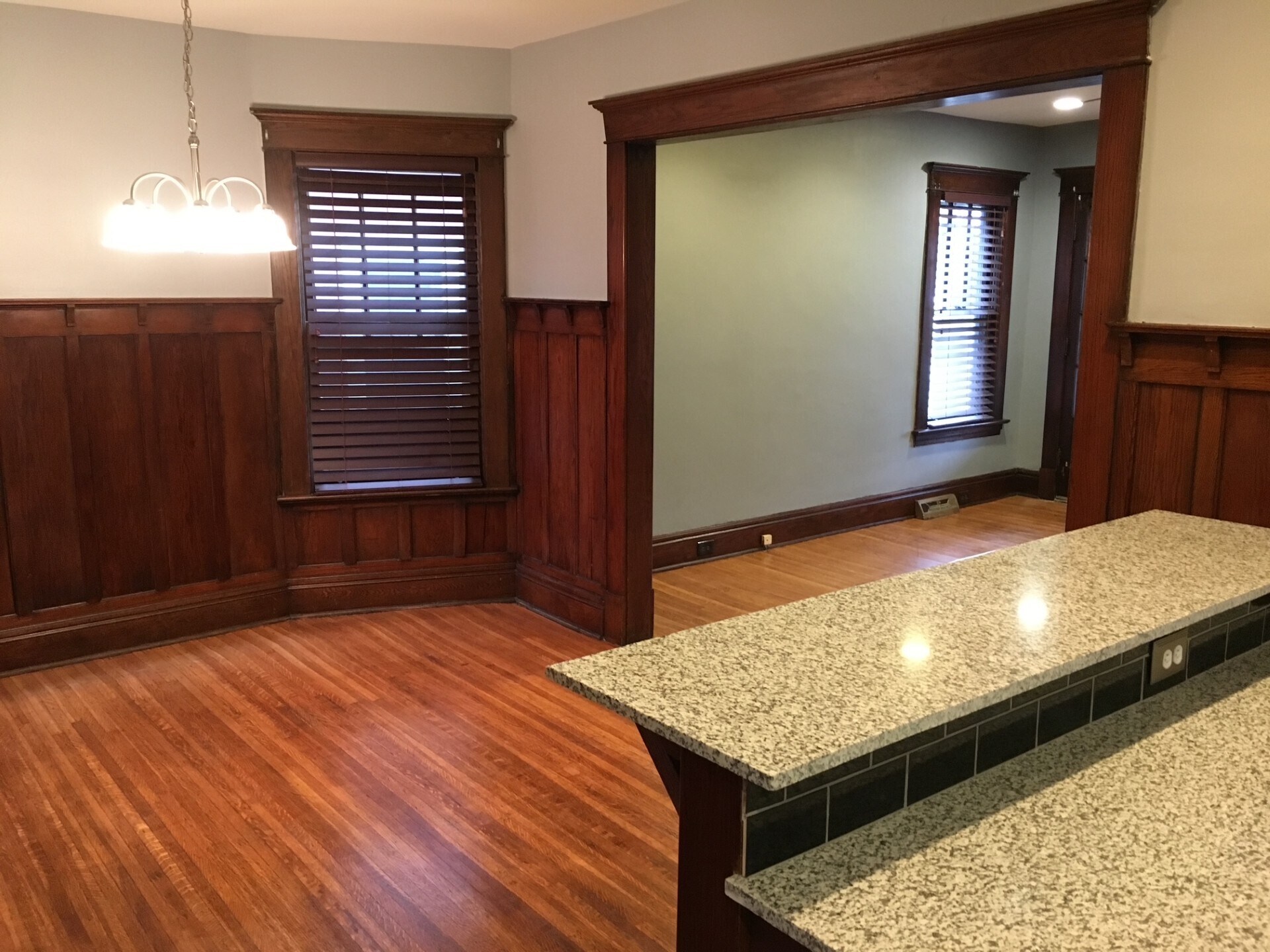 Building Photo - 76 Cottage St