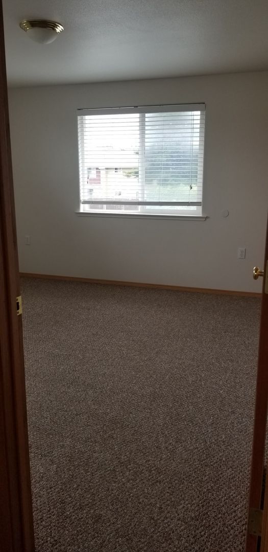 Building Photo - SP42