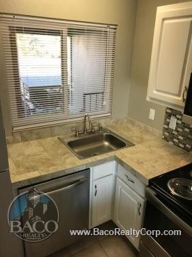 Building Photo - Westridge Apartments