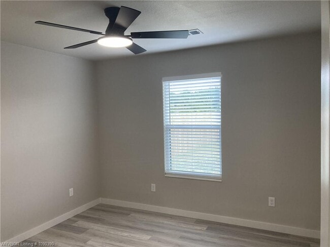 Building Photo - 10423 Preston Ct