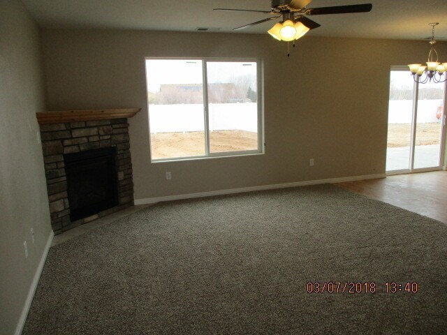 Building Photo - **Move-In Discount!** 3 Bedroom 2.5 - Twin Home in Gemini Meadows