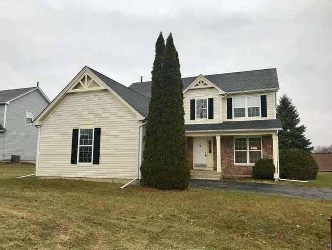 Building Photo - 2105 Aspen Dr