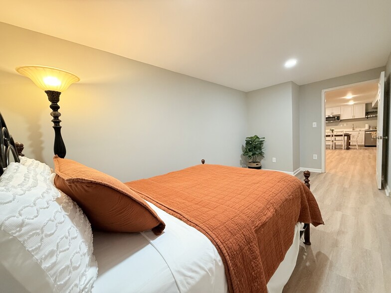 Building Photo - 12088 Maidenhair Dr