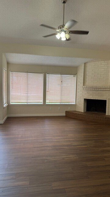 Building Photo - 451 Oakdale Dr