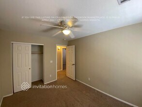 Building Photo - 764 W La Pryor Ln
