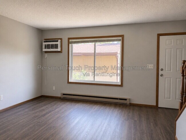 Building Photo - 3079 22nd St S