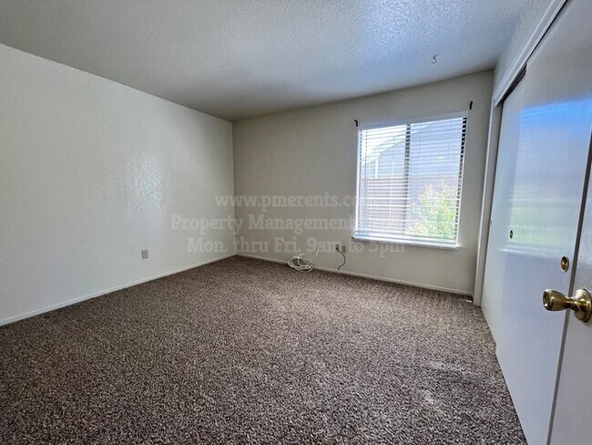 Building Photo - 5876 Alexandria Pl