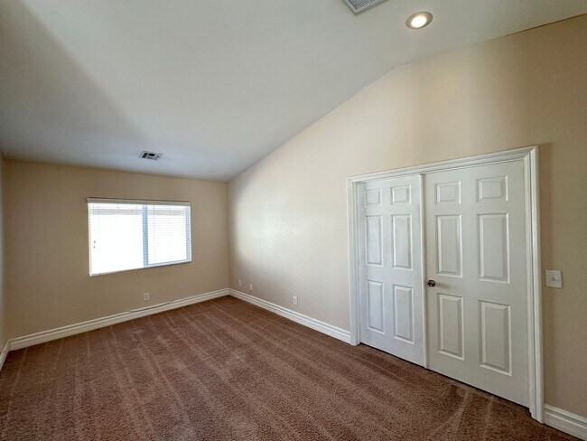 Building Photo - Rhodes Ranch-Parcel 11-Phase 1