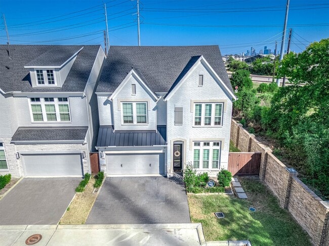 Building Photo - 3102 Somerset Levens Ln