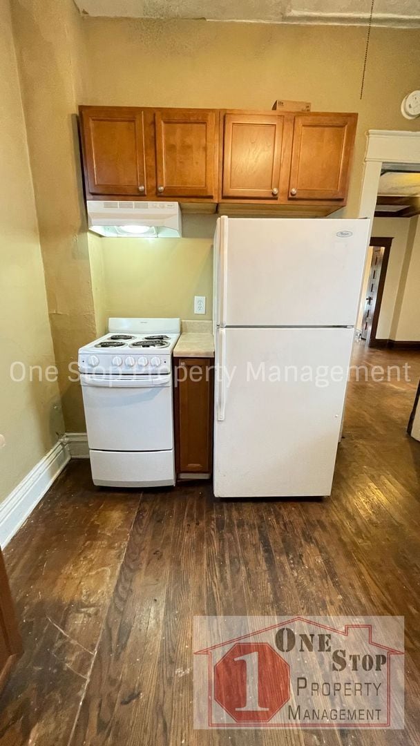 Building Photo - Gorgeous and Unique 2 Bedroom, 1 Bathroom ...