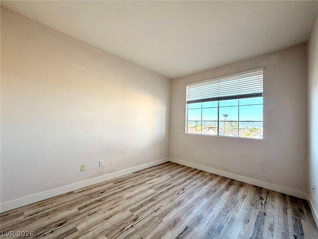 Building Photo - 9901 Trailwood Dr