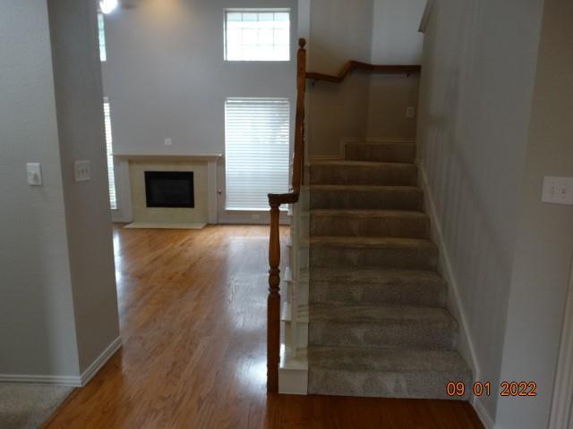Building Photo - 9718 Cliffside Dr