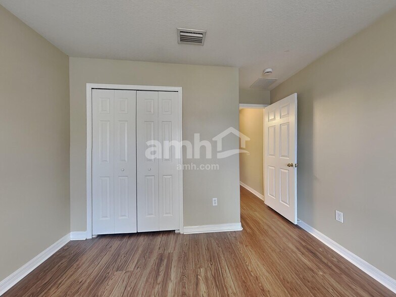 Building Photo - 6821 Aramon Ct