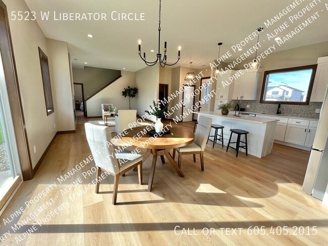 Building Photo - 5523 W Liberator Cir