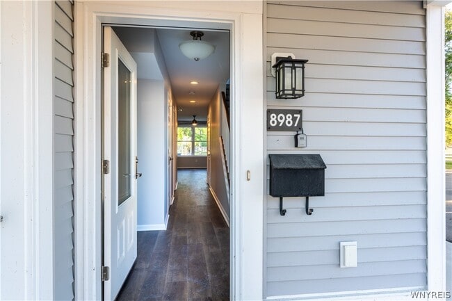 Building Photo - 8987 Iroquois St