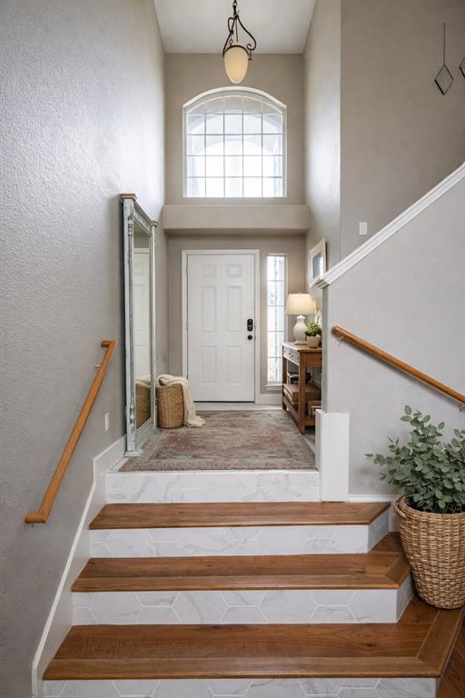 Building Photo - 2632 Century Park Blvd