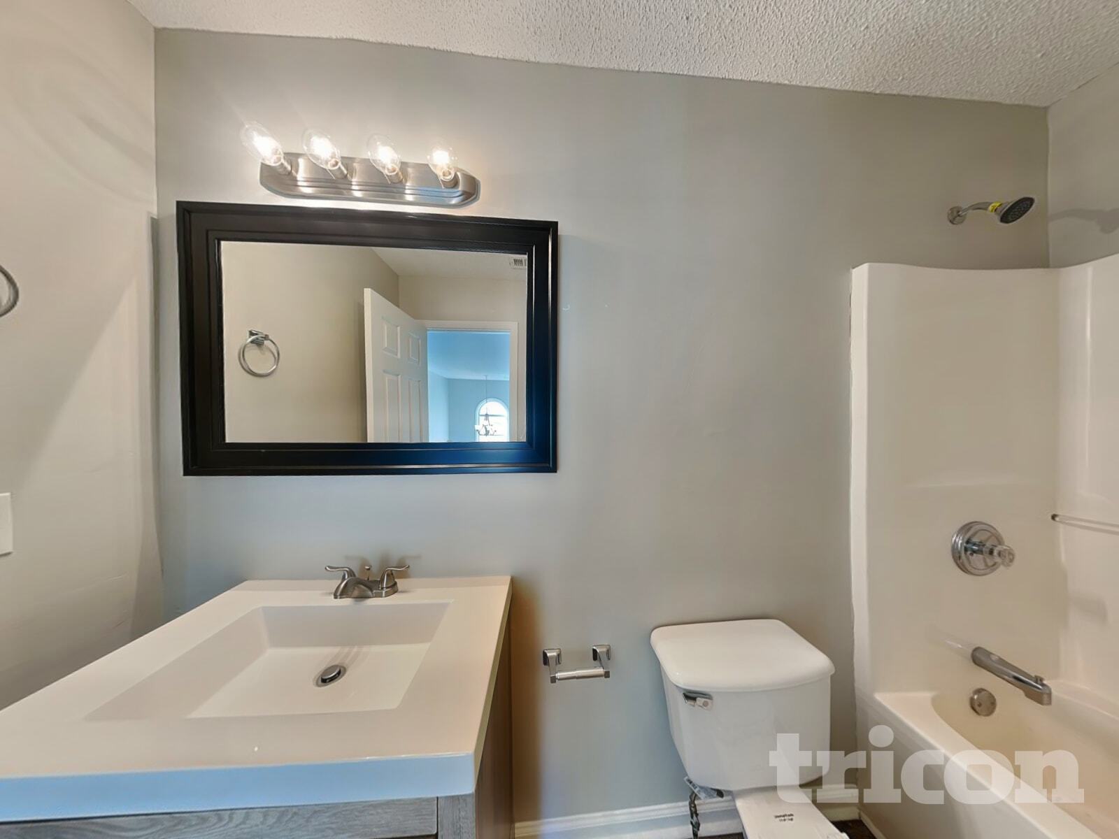 Building Photo - 504 Anthony Pl