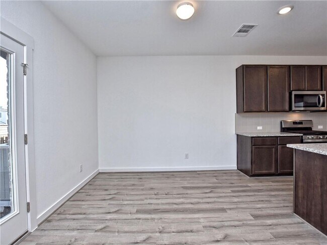 Building Photo - 17301 Leafroller Dr