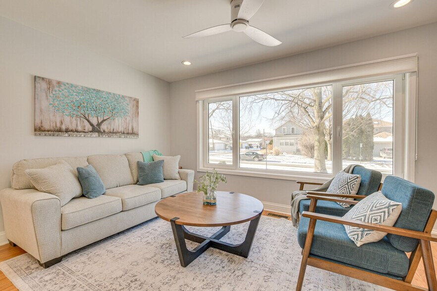 Primary Photo - 1503 Fowler Ave