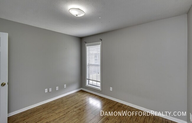 Building Photo - 131 Hunters Row