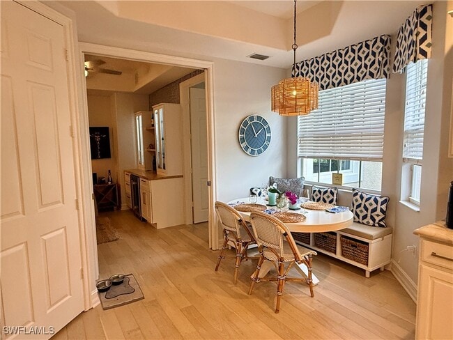 Building Photo - 10160 Bellavista Cir