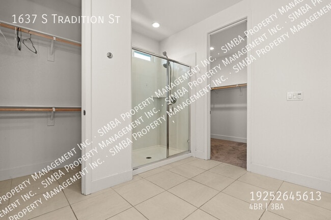 Building Photo - 1637 Tradition St