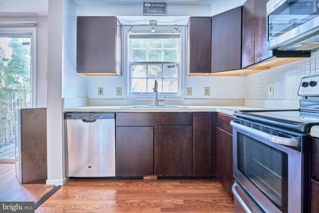 Building Photo - 1756 Jacobs Meadow Dr