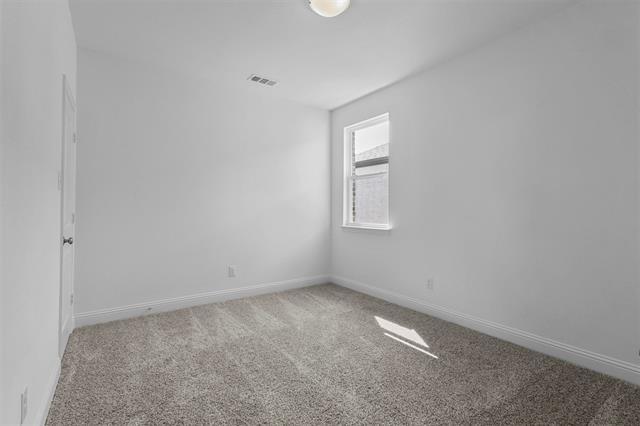 Building Photo - 704 Amenduni Ln