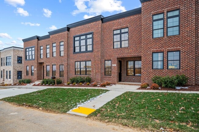 Building Photo - 4161 Cocos Wy