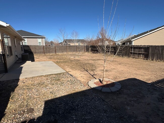 Building Photo - Single Family Home