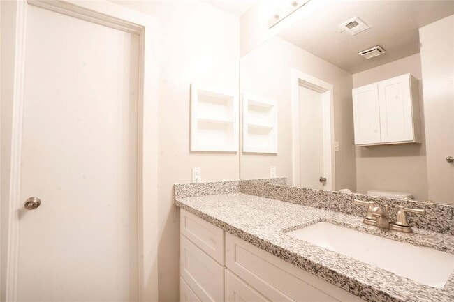 Building Photo - 1815 River Crossing Cir