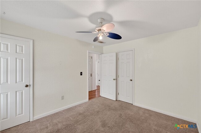 Building Photo - 14 Steele St