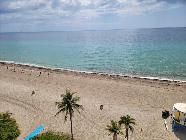 Building Photo - 2501 S Ocean Dr