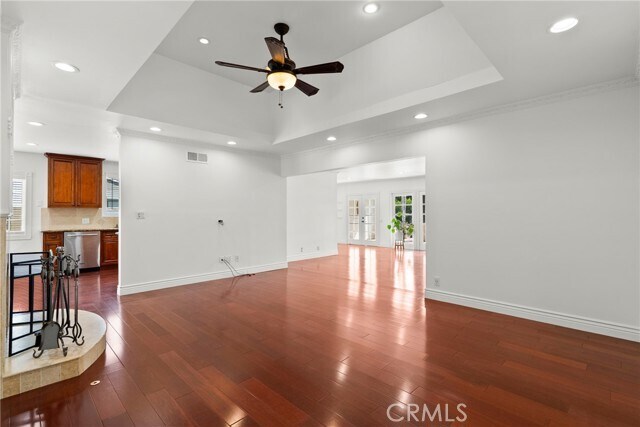 Building Photo - 23036 Burbank Blvd