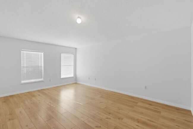 Building Photo - 3124 SW Armucher St